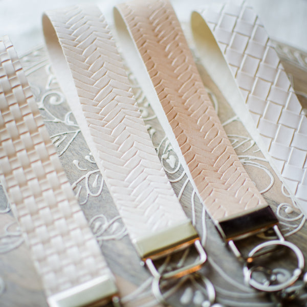 Wristlet - Woven White